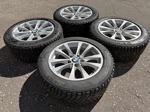 17" оригинальные диски BMW style 395 5x120 + шипованные шины 225/55 (6 фото из 7)