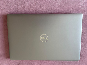 Dell Precision 3581 (2 foto / 4)