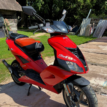 Aprilia SR50R piaggio