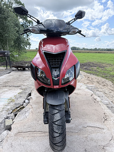 Aprilia SR50R piaggio (5 foto / 9)