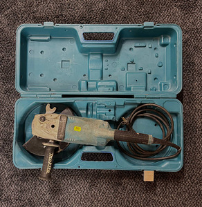 Makita GA9020S nurklihvija (2 foto / 2)