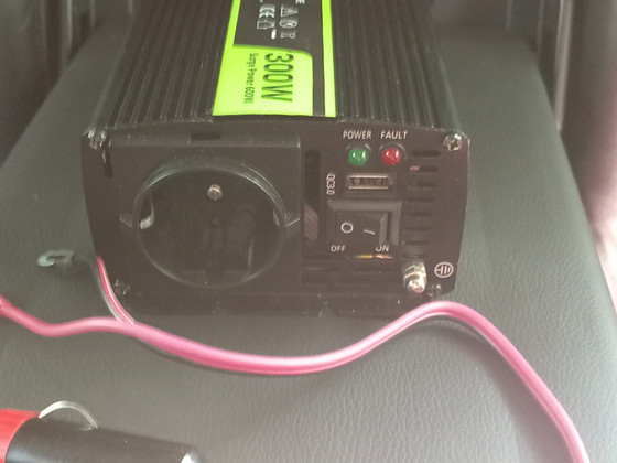 Инвертер. Green cell 300 w.