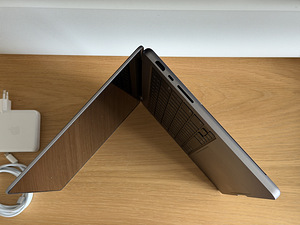 Apple Macbook Pro 14 M3 8/512GB SpG ENG uueväärne, aku 99% (4 foto / 7)