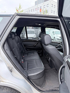 BMW X5 Sportpakett ATM 2.9 D 135kW (7 foto / 7)