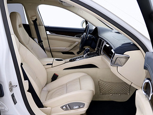 Porsche Panamera Turbo 4.8 368kW (6 foto / 9)