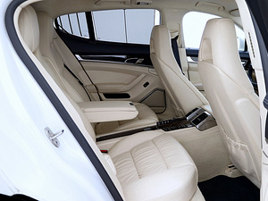 Porsche Panamera Turbo 4.8 368kW (7 foto / 9)