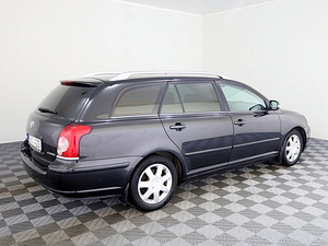 Toyota Avensis Linea Sol Facelift 1.8 95kW (3 фото из 7)