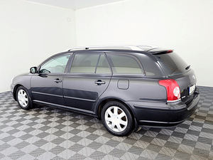 Toyota Avensis Linea Sol Facelift 1.8 95kW (4 фото из 7)