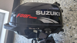 Päramootor SUZUKU DF 2.5 (5 foto / 10)