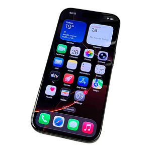 Мобильный телефон Apple iPhone 16 Pro 128GB (3 фото из 6)