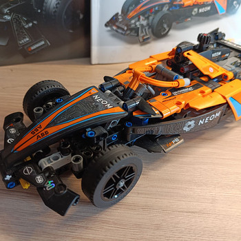 LEGO Technic NEOM McLaren Формула