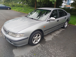Honda Accord 97a 1.8 (85 kW), manuaal, läbisõit 253900. (3 foto / 7)