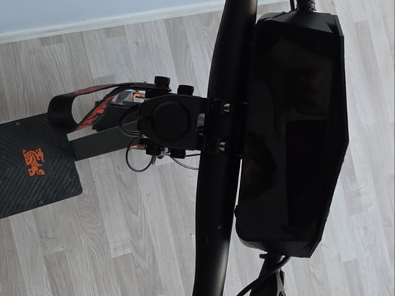 Kukirin g4