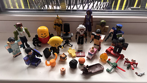 Фигурки Roblox (1 фото из 1)