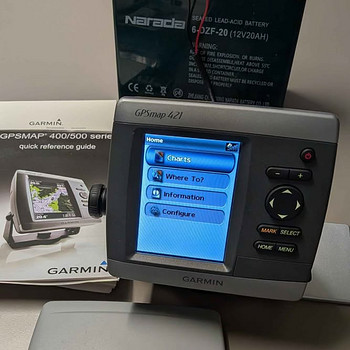 Kaardiplotter Garmin Gpsmap 421 + merekaart