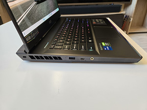 MSI Raider GE67HX 12UGS OLED 240Hz I7-12800HX RTX-3070TI (4 foto / 7)
