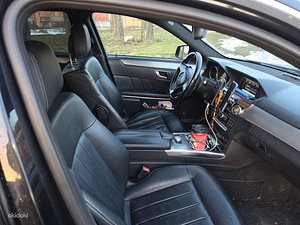 MERCEDES-BENZ E 220 CDI (2014 г.) (3 фото из 9)