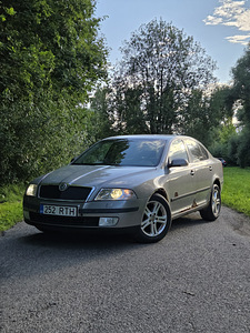 Skoda Octavia (1 foto / 6)