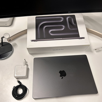 MacBook Pro 14" 2024 M4 Pro 24Gb 512Gb Space Black