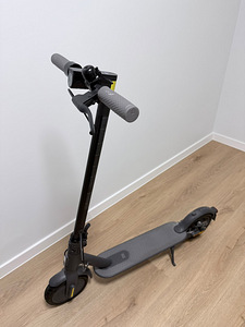 Xiaomi Mi Electric Scooter 1S (5 foto / 5)