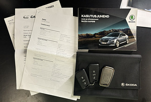 Skoda Superb SportLine (14 foto / 14)