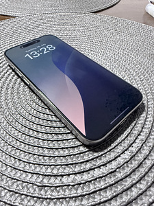 iPhone 15 Pro 128 GB Natural Titanium (1 foto / 8)
