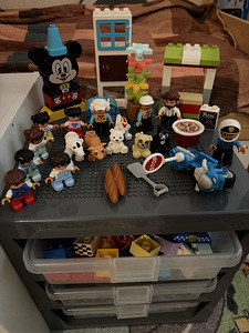 Lego Duplo kollektsioon (10 komplekti) koos hoiukastiga. (2 foto / 4)