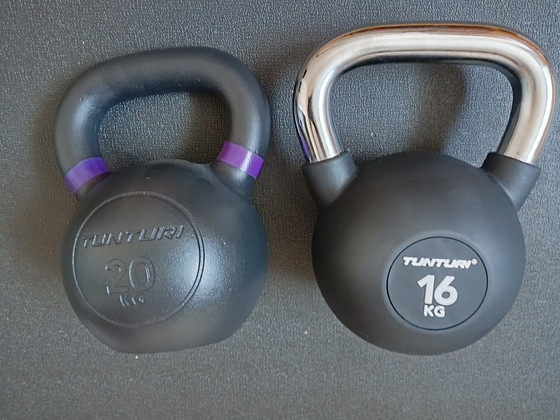 16 kg ja 20 kg sangpommid