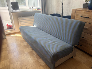 Раскладной диван с ящиком для хранения (2 фото из 5)