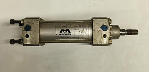 Topelttoimeline pneumosilinder (2 foto / 6)