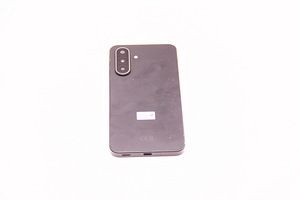 Mobiiltelefon Samsung Galaxy A17 5G 128GB (3 foto / 3)