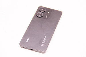 Смартфон Xiaomi Redmi 13C 128GB 4GB RAM (3 фото из 3)