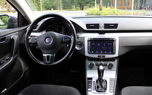 Volkswagen Passat Highline 1.8 118kW (10 foto / 14)