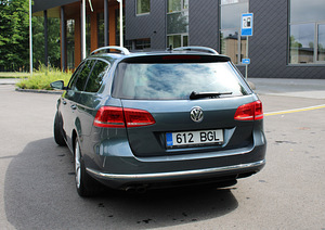 Volkswagen Passat Highline 1.8 118kW (7 foto / 14)