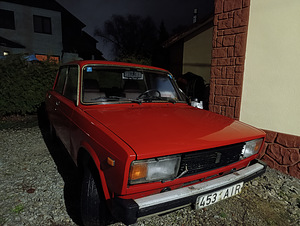 Lada VAZ 2105 (5 фото из 6)