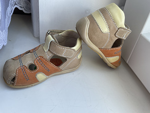 Chicco kingad nr 19 (3 foto / 5)