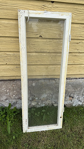 Tasuta ära anda vanad aknad (1 foto / 2)