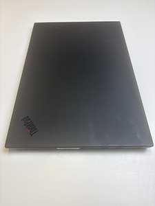 Lenovo ThinkPad P1 Gen 2 (3 фото из 4)