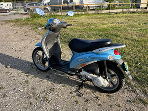 Piaggio Liberty 50 4t (4 фото из 4)