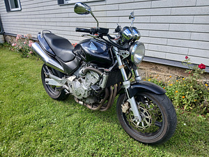 Honda cb600f hornet (2 foto / 5)