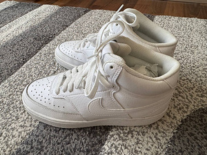 Nike Court Vision Mid 38.5 Новые (3 фото из 6)