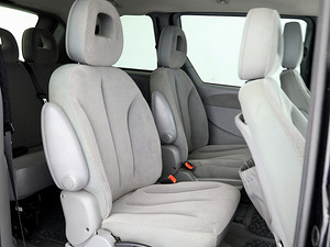 Chrysler Voyager Comfort ATM 2.8 CRD 110kW (7 фото из 8)