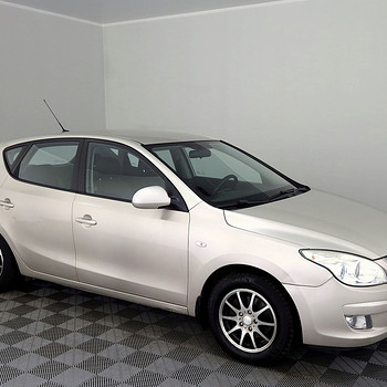 Hyundai i30 Elegance 1.6 90kW