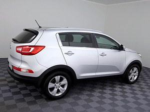 Kia Sportage Comfort ATM 2.0 120kW (3 foto / 7)