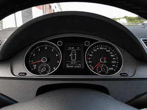 Volkswagen Passat 1.4 TSI EcoFuel 110 kW (11 foto / 13)