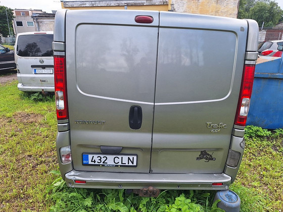 RENAULT TRAFIC