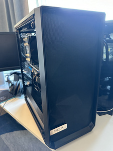 I5-10400; 32GB 3000mhz DDR4; RX 590 arvuti. (1 foto / 4)