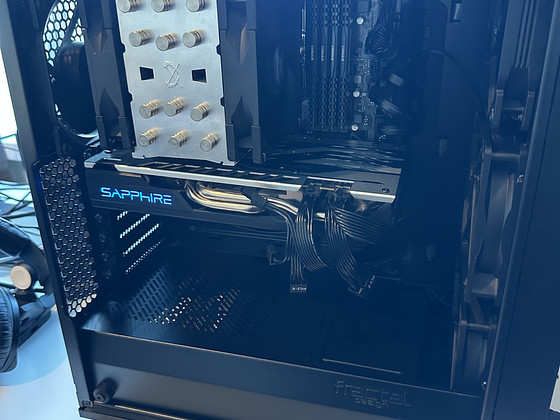 I5-10400; 32GB 3000mhz DDR4; RX 590 компьютер.