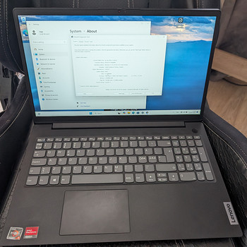 Lenovo V15 G2-ALC 15.6"; Ryzen 5500U; 16GB Ram; 256GB ssd
