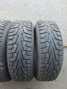 185/60/R15 Yokohama Ice Guard шипованные шины (2 фото из 3)